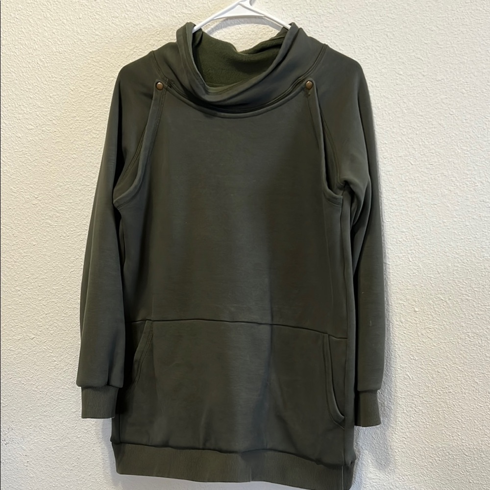 Latched Mama Harbor Snap Pullover